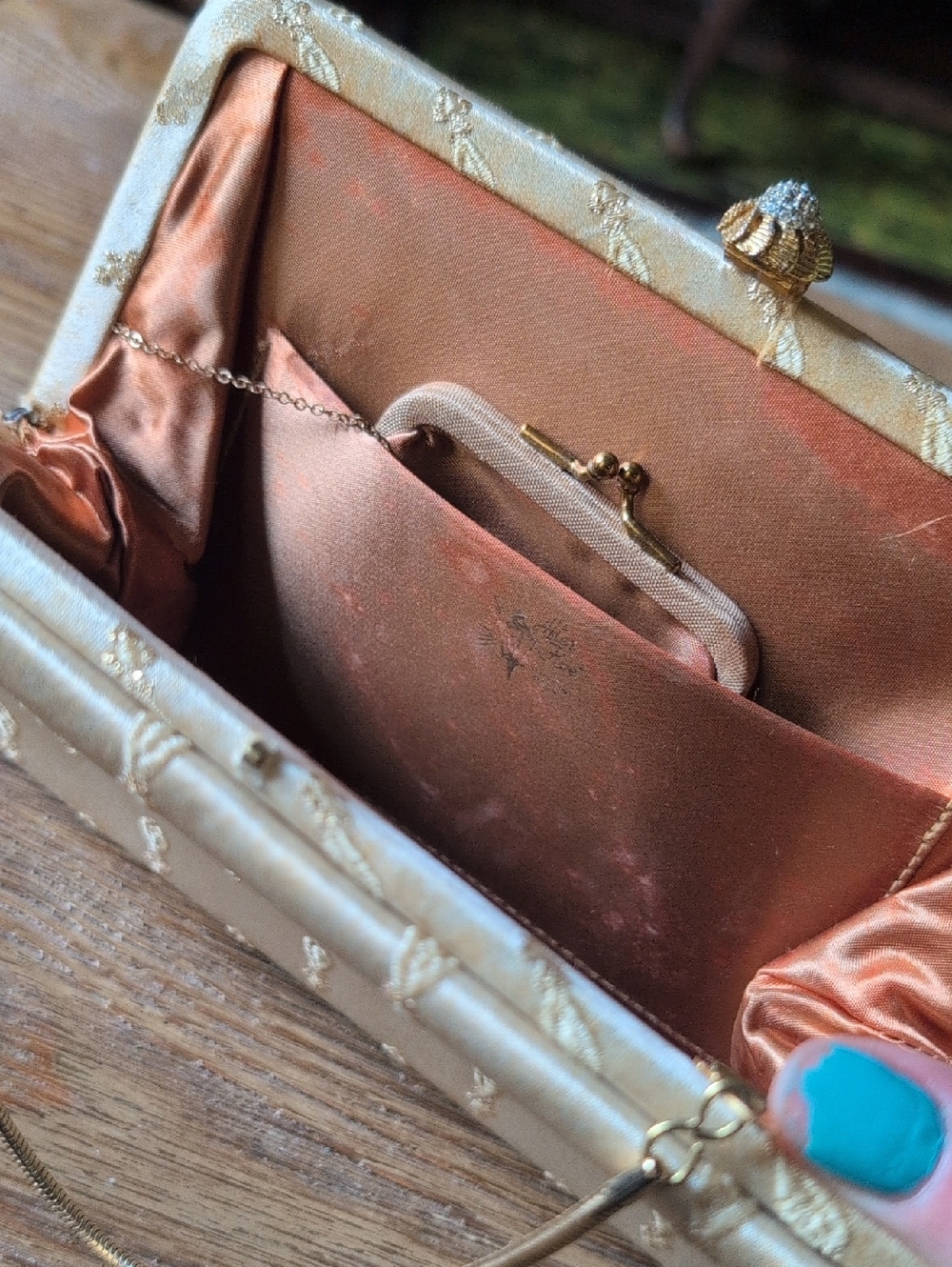 Elegant Embroidered Gold Satin Evening Clutch with Gold Chain & Coin Purse - Picture 10 of 14